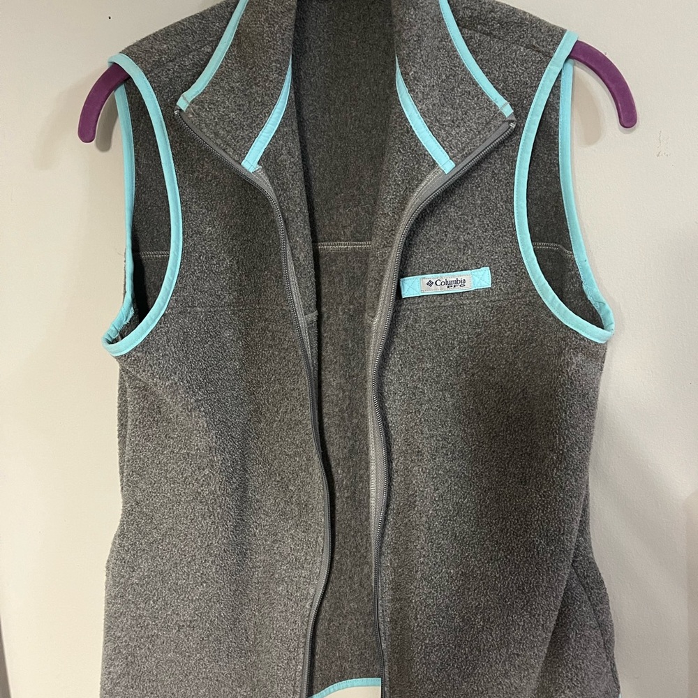 Women’s NWOT Columbia PFG Vest size Medium